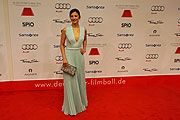 Aylin Tezel @ Deutscher Filmball 2015 (©Foto: Martin Schmitz)